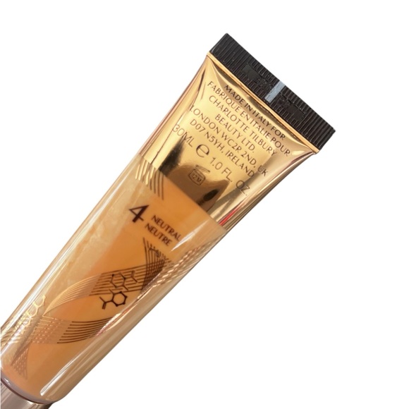 CHARLOTTE TILBURY Beautiful Skin Foundation - Picture 4 of 5